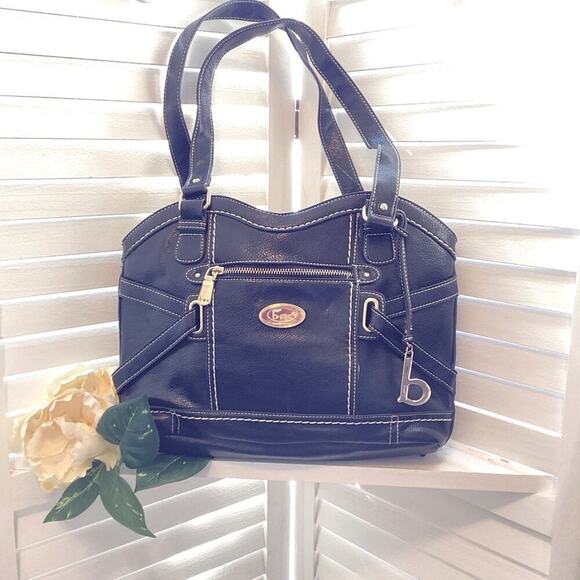 BOC BLACK FAUX LEATHER SHOULDER BAG WITH MULTI ZIP POCKETS - Picture 1 of 11